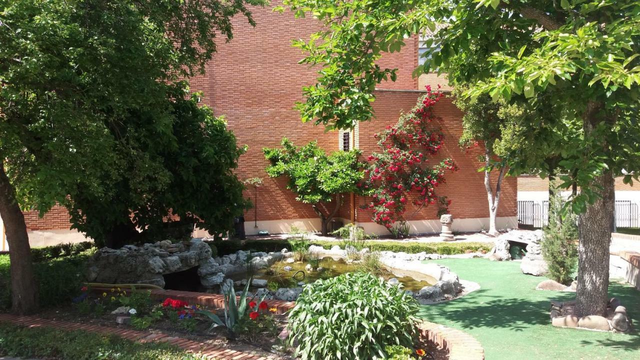A Pousada Centro San Viator Valladolid Exterior foto